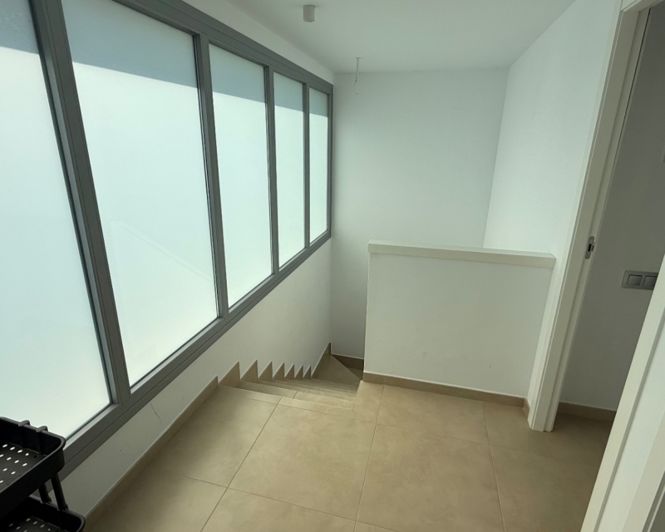 Image No.25-3 Bed Villa for sale