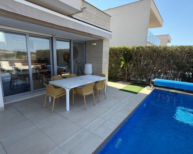 Image No.29-3 Bed Villa for sale