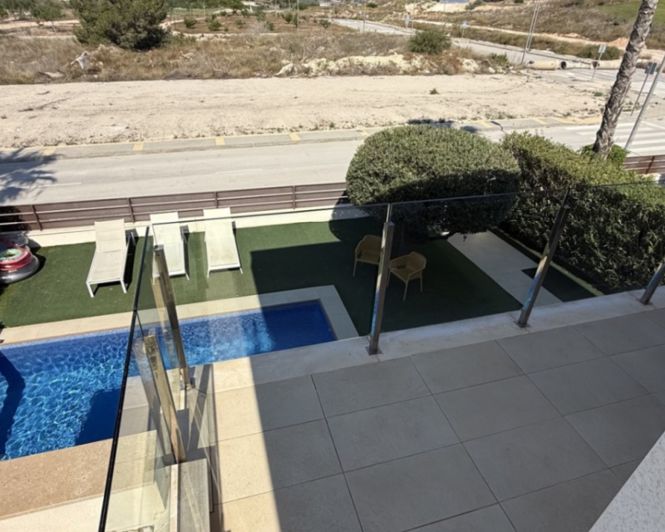 Image No.33-3 Bed Villa for sale