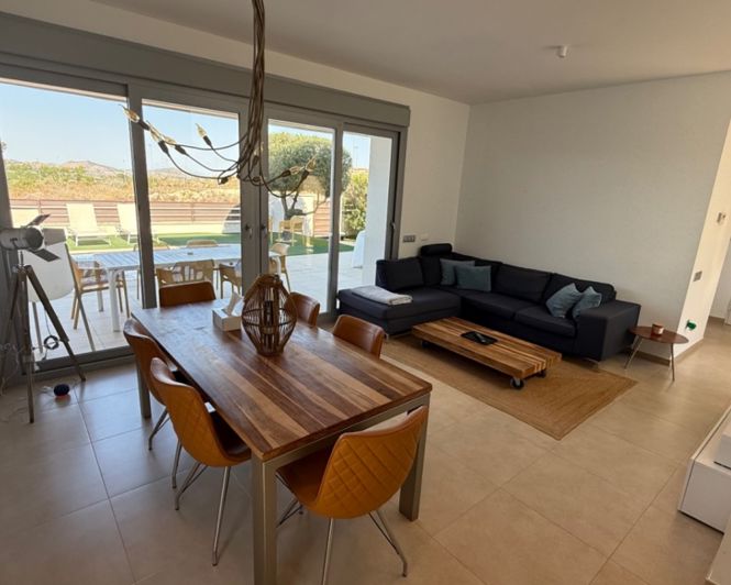 Image No.5-3 Bed Villa for sale