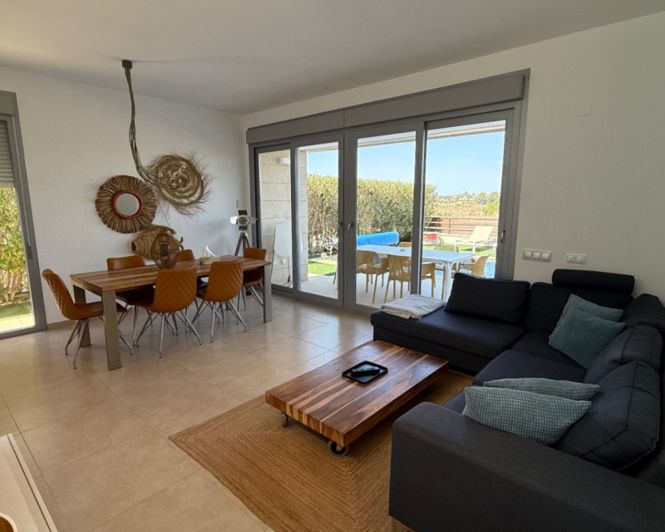 Image No.6-3 Bed Villa for sale