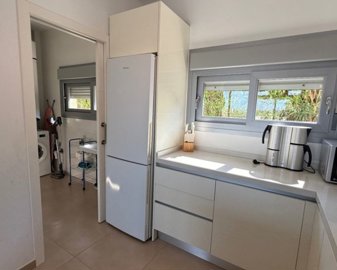 1164676lg