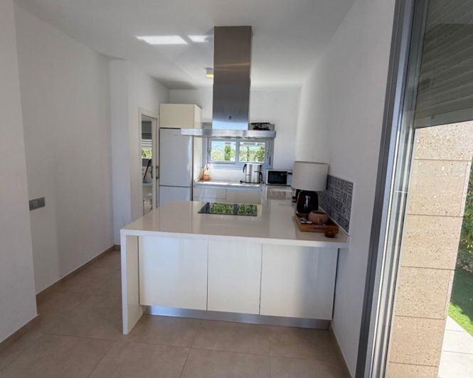 Image No.9-3 Bed Villa for sale