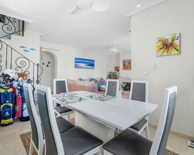 Image No.8-Villa de 3 chambres à vendre à Villamartin