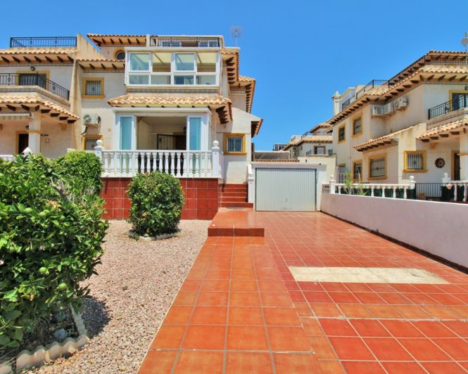 Image No.1-2 Bed Townhouse for sale