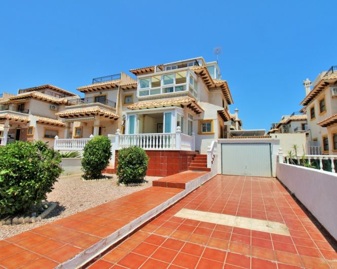 Image No.3-Villa de 2 chambres à vendre à Playa Flamenca