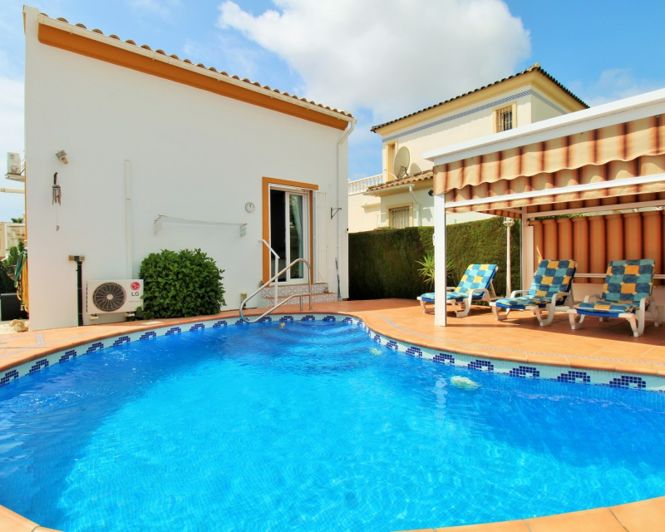 Image No.1-Villa de 3 chambres à vendre à Villamartin
