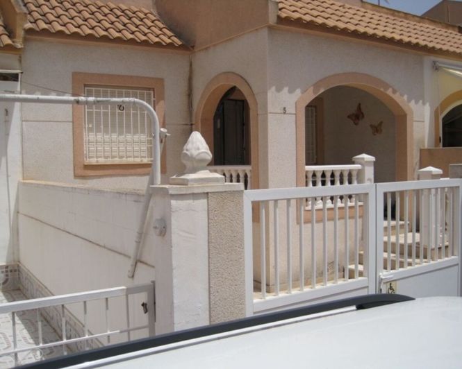 Image No.1-2 Bed Bungalow for sale
