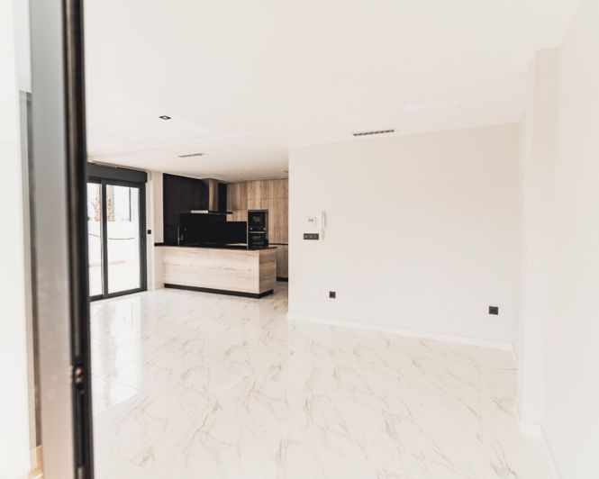 Image No.12-4 Bed Villa for sale