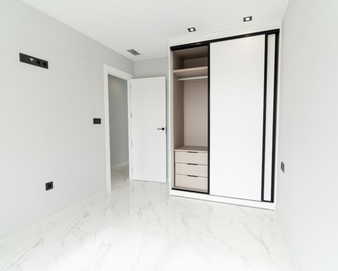 Image No.29-4 Bed Villa for sale