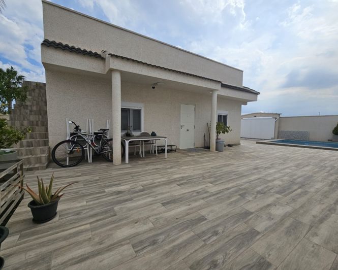 Image No.18-4 Bed Villa for sale