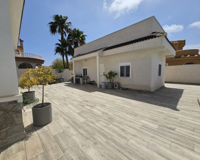 Image No.21-4 Bed Villa for sale