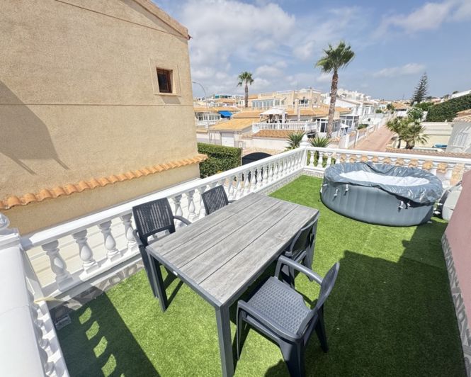 Image No.14-5 Bed Villa for sale