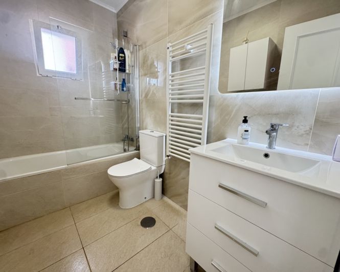 Image No.16-5 Bed Villa for sale