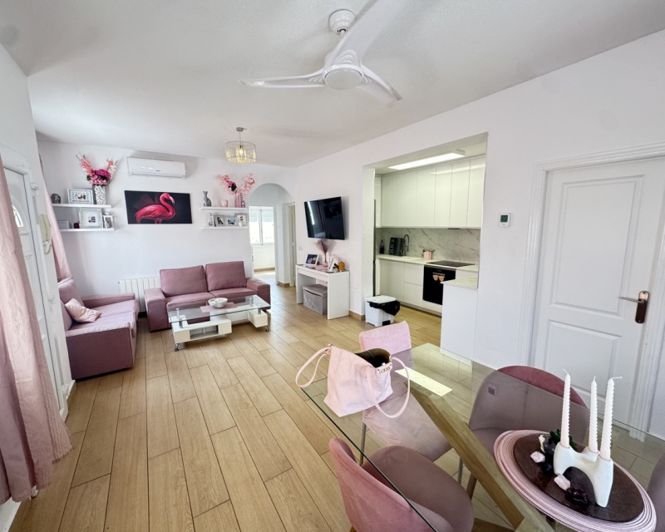 Image No.6-5 Bed Villa for sale