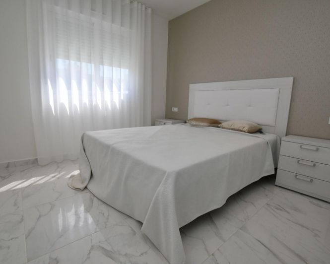 Image No.11-3 Bed Apartment for sale