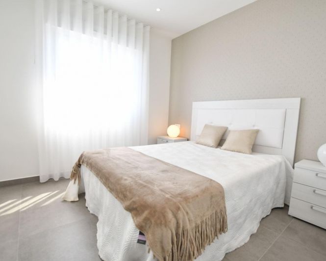 Image No.6-3 Bed Apartment for sale