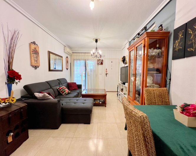 Image No.18-2 Bed Apartment for sale