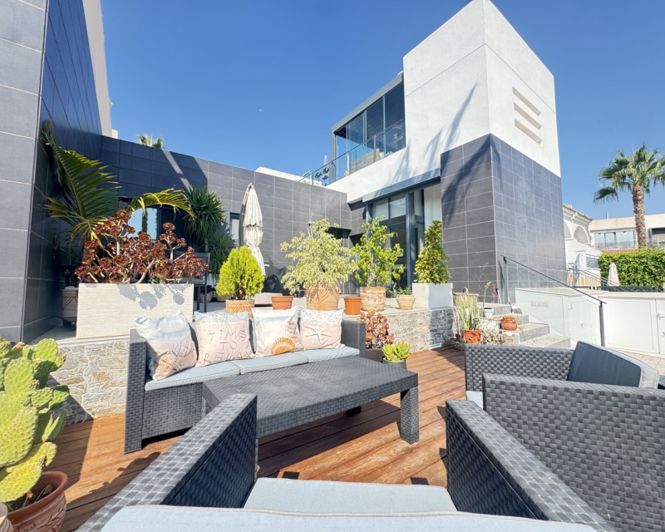 Image No.2-Bungalow de 2 chambres à vendre à Villamartin