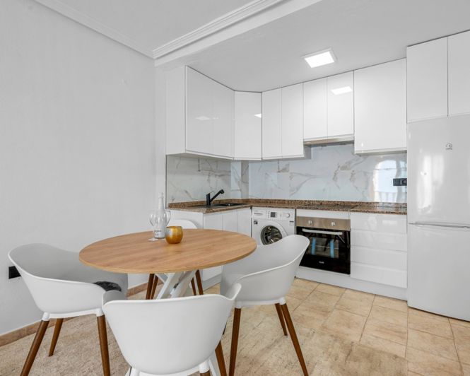 Image No.10-2 Bed Apartment for sale