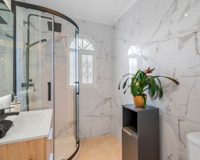 Image No.15-2 Bed Apartment for sale