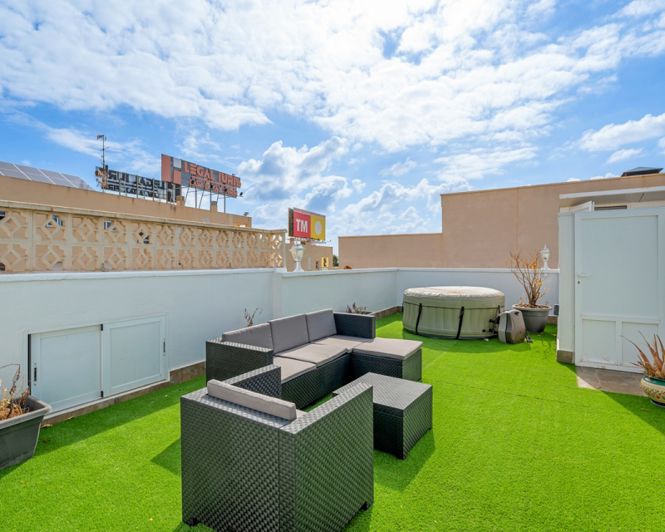 Image No.20-2 Bed Apartment for sale