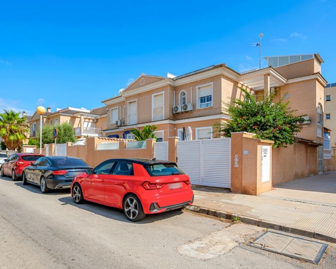 Image No.28-2 Bed Apartment for sale