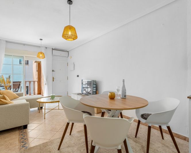 Image No.8-2 Bed Apartment for sale