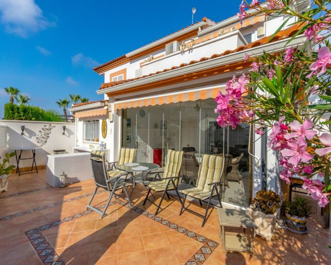 Image No.1-3 Bed Villa for sale