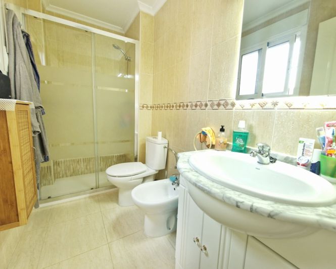 Image No.15-2 Bed Apartment for sale