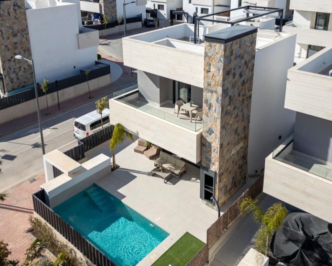 Image No.1-3 Bed Villa for sale
