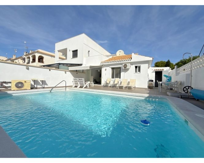 Image No.1-3 Bed Townhouse for sale
