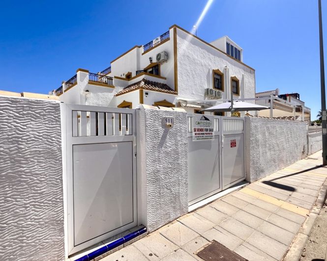 Image No.32-3 Bed Villa for sale