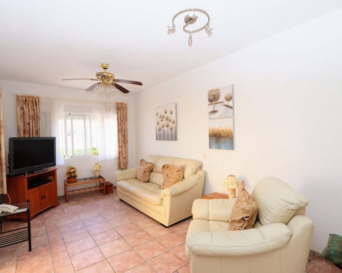 Image No.4-Villa de 3 chambres à vendre à Playa Flamenca