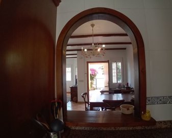 1210437lg