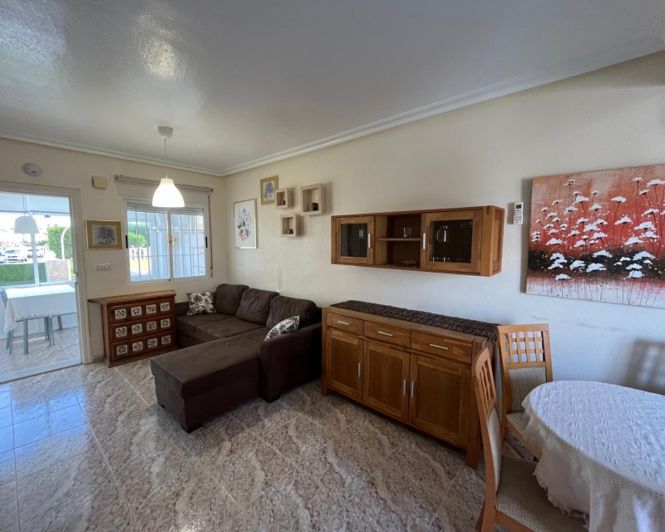 Image No.11-2 Bed Townhouse for sale