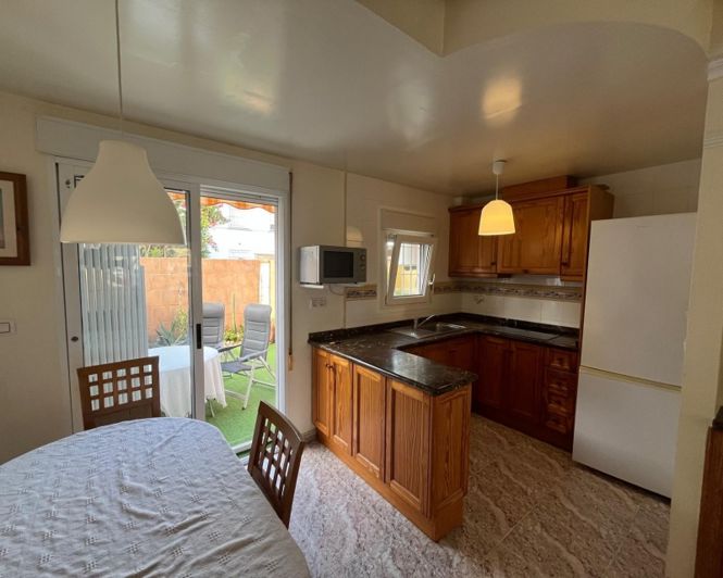 Image No.12-2 Bed Townhouse for sale