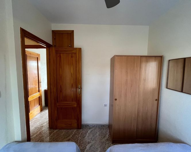 Image No.19-2 Bed Townhouse for sale