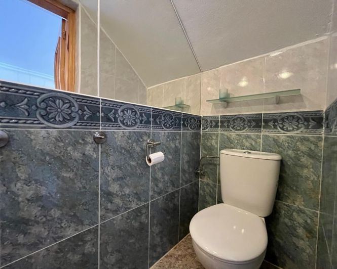 Image No.28-2 Bed Townhouse for sale