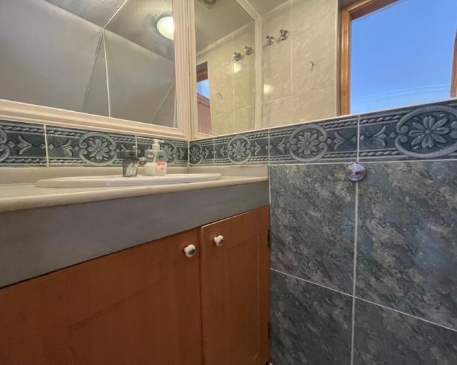 Image No.29-2 Bed Townhouse for sale