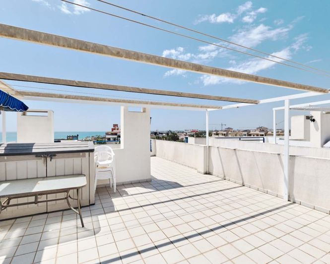 Image No.32-2 Bed Apartment for sale