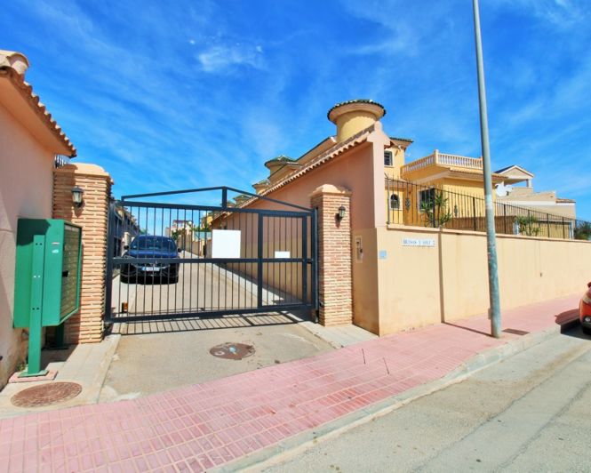 Image No.34-3 Bed Villa for sale