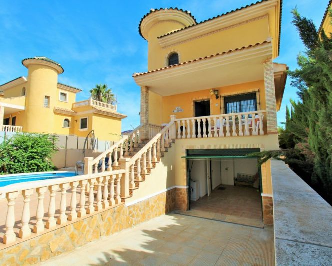 Image No.4-3 Bed Villa for sale