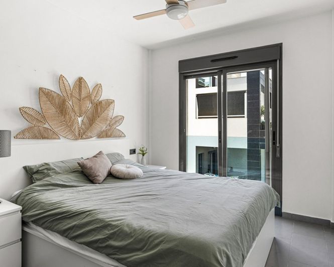 Image No.14-2 Bed Apartment for sale