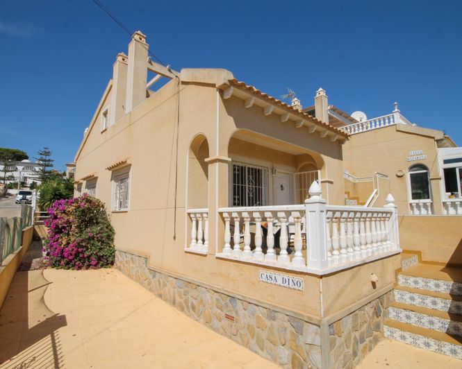Image No.1-Villa de 2 chambres à vendre à Villamartin