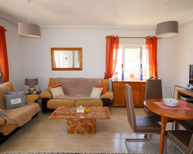 Image No.4-Villa de 2 chambres à vendre à Villamartin