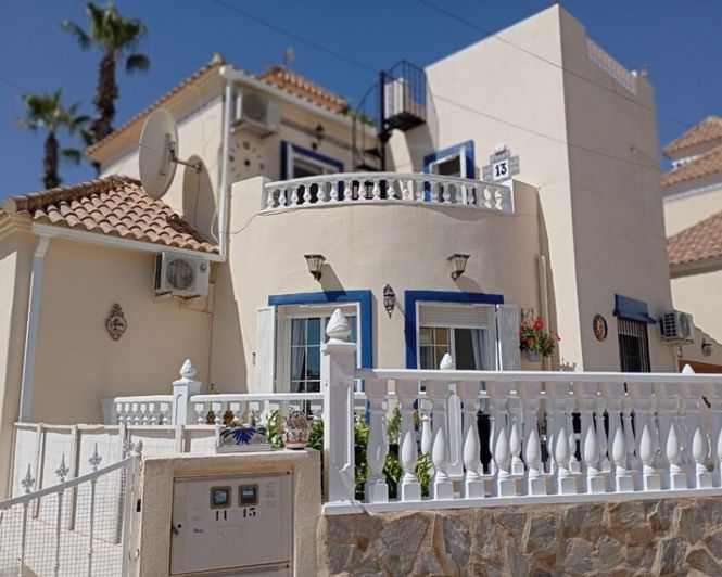 Image No.1-3 Bed Villa for sale