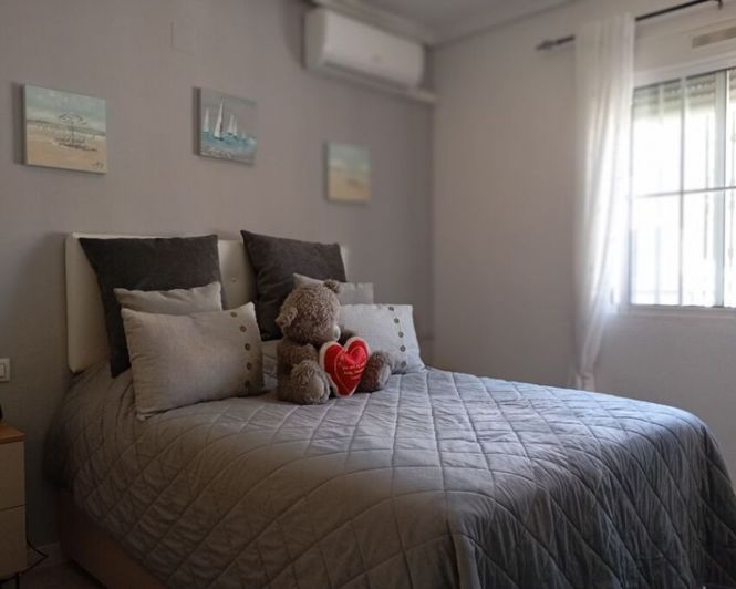 Image No.20-3 Bed Villa for sale