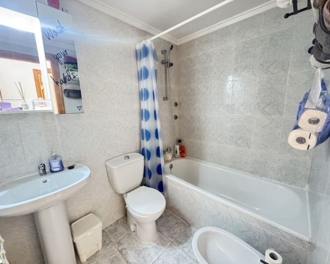 Image No.10-2 Bed Apartment for sale