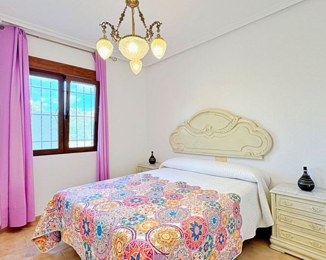 Image No.13-3 Bed Apartment for sale